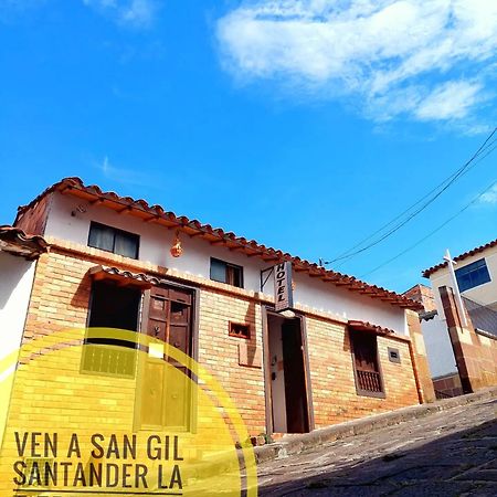 Santander Aleman Hostel サン・ヒル エクステリア 写真