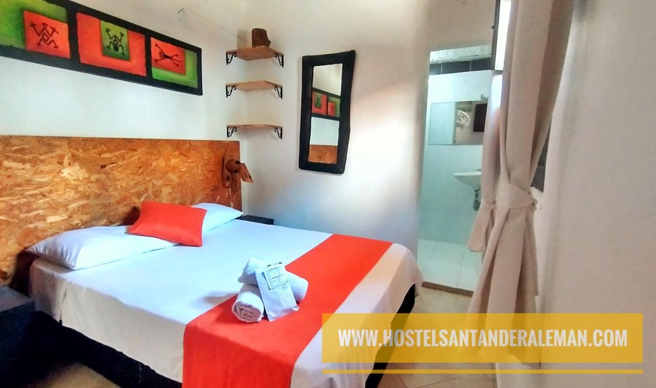 Santander Aleman Hostel サン・ヒル エクステリア 写真