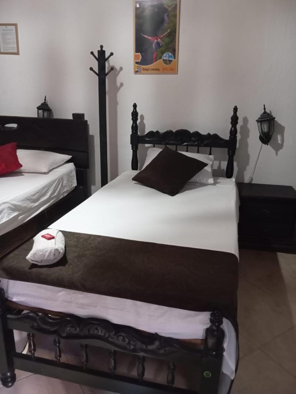 Santander Aleman Hostel サン・ヒル エクステリア 写真
