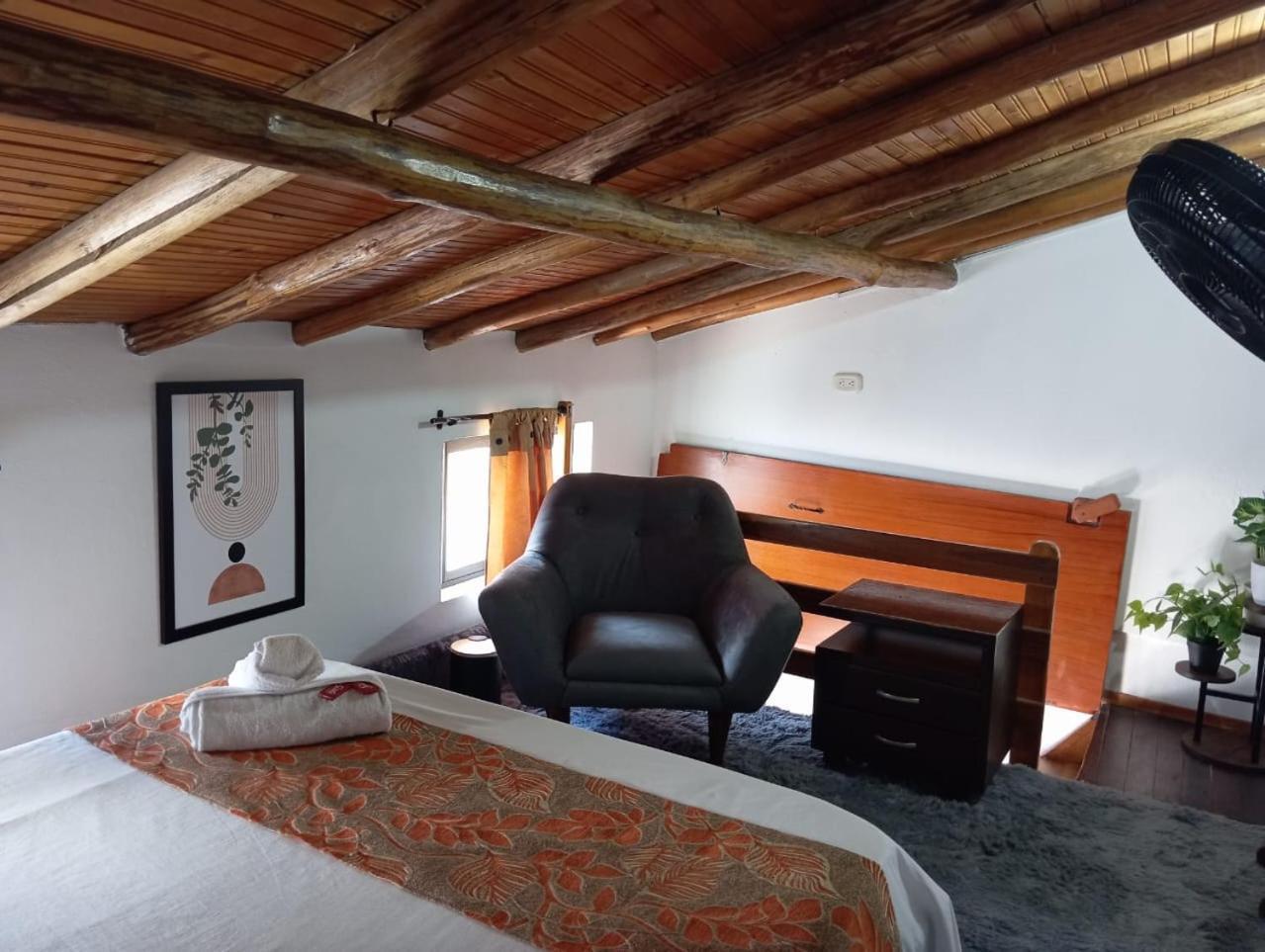 Santander Aleman Hostel サン・ヒル エクステリア 写真